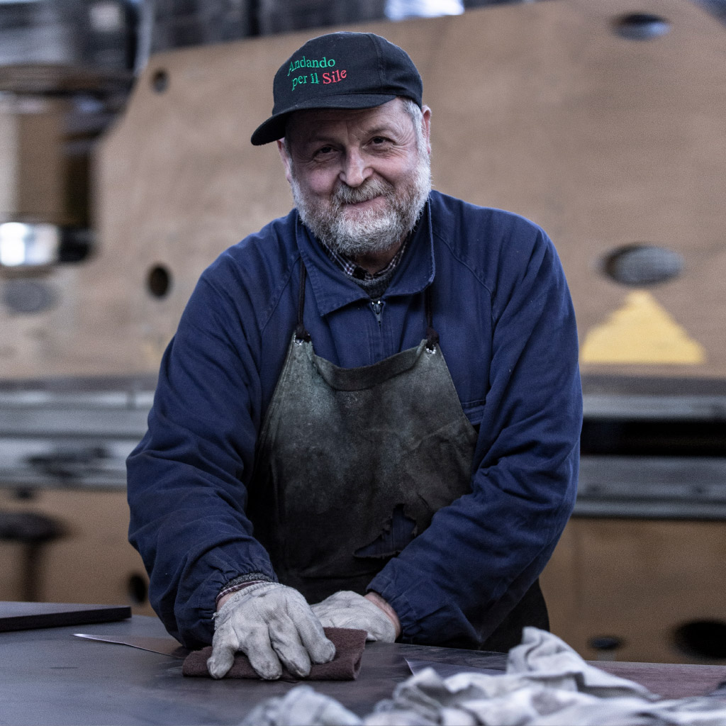 website.altitle.h-company