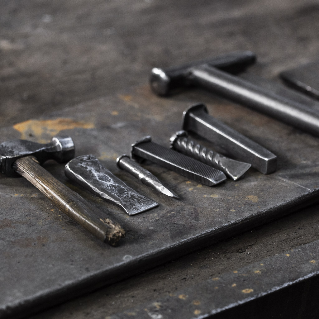 website.altitle.h-company