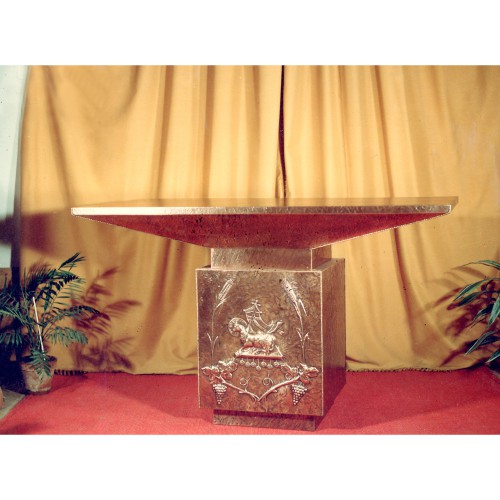 Altare con AGNELLO ED UVA